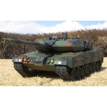 LEOPARD 2 A6 FULL OPTIONS 1:16, Tamiya