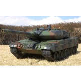 LEOPARD 2 A6 FULL OPTIONS 1:16, Tamiya